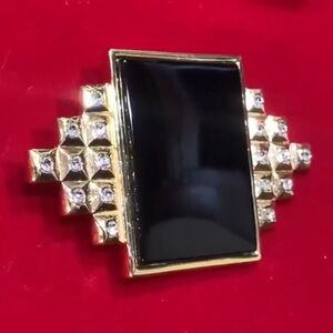 VINTAGE 80’s Sandra Miller Burrows SMB signed hand-crafted brooch pin pendant.